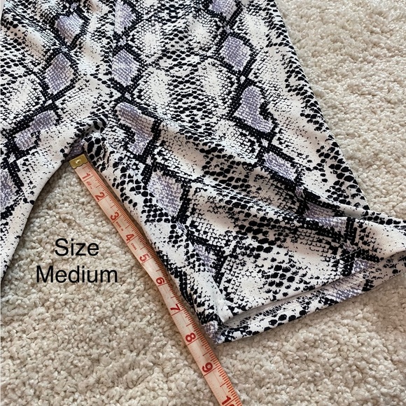 Biker shorts snakeskin animal print small medium large NWT - Picture 13 of 16